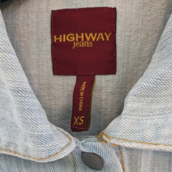 Highway Jeans Blue Cropped Jean Jacket With Snaps Junior Size XS - Picture 2 of 9
